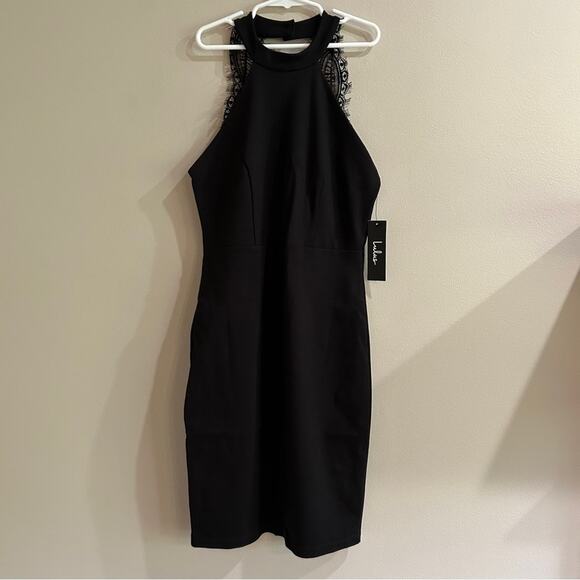 Lulus Dresses & Skirts - NWT Lulus Black Bodycon Mini Dress
